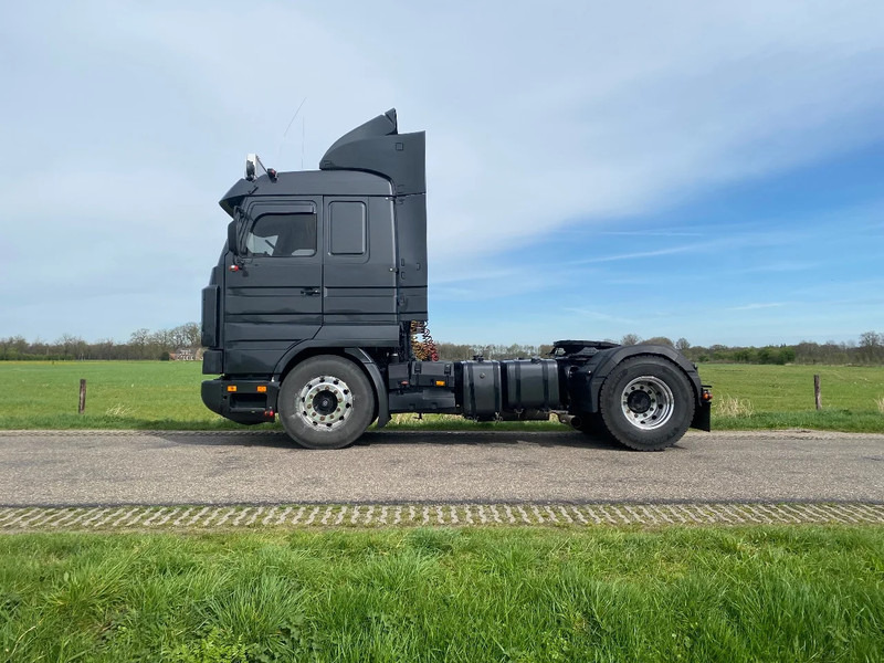 Scania R143-450 V8 | OLD SKOOL | NO RUST !! | COLLECTORS ITEM - Τράκτορας: φωτογραφία 5 Scania R143-450 V8 | OLD SKOOL | NO RUST !! | COLLECTORS ITEM - Τράκτορας: φωτογραφία 5