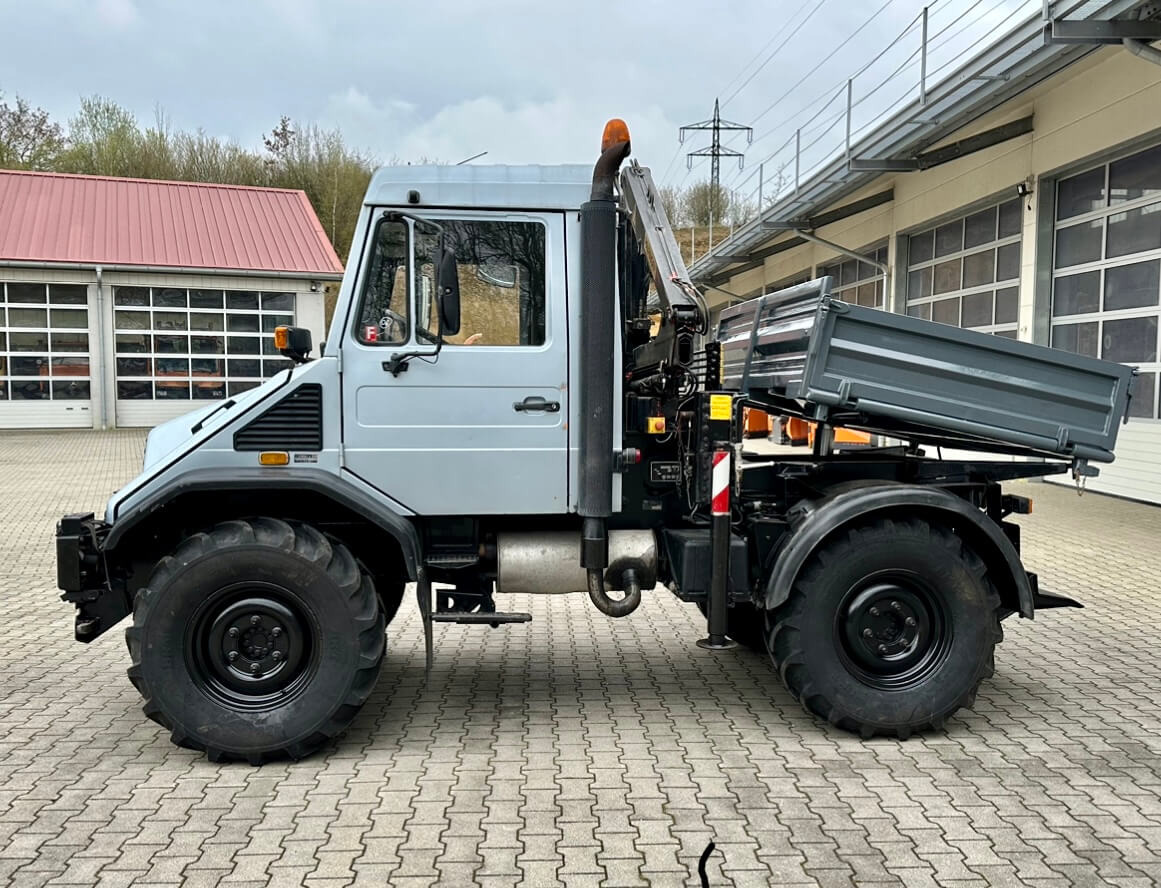 Unimog 130 - U130 418 74426 mit Kran und Winde Mer - Φορτηγό ανατρεπόμενο: φωτογραφία 4 Unimog 130 - U130 418 74426 mit Kran und Winde Mer - Φορτηγό ανατρεπόμενο: φωτογραφία 4