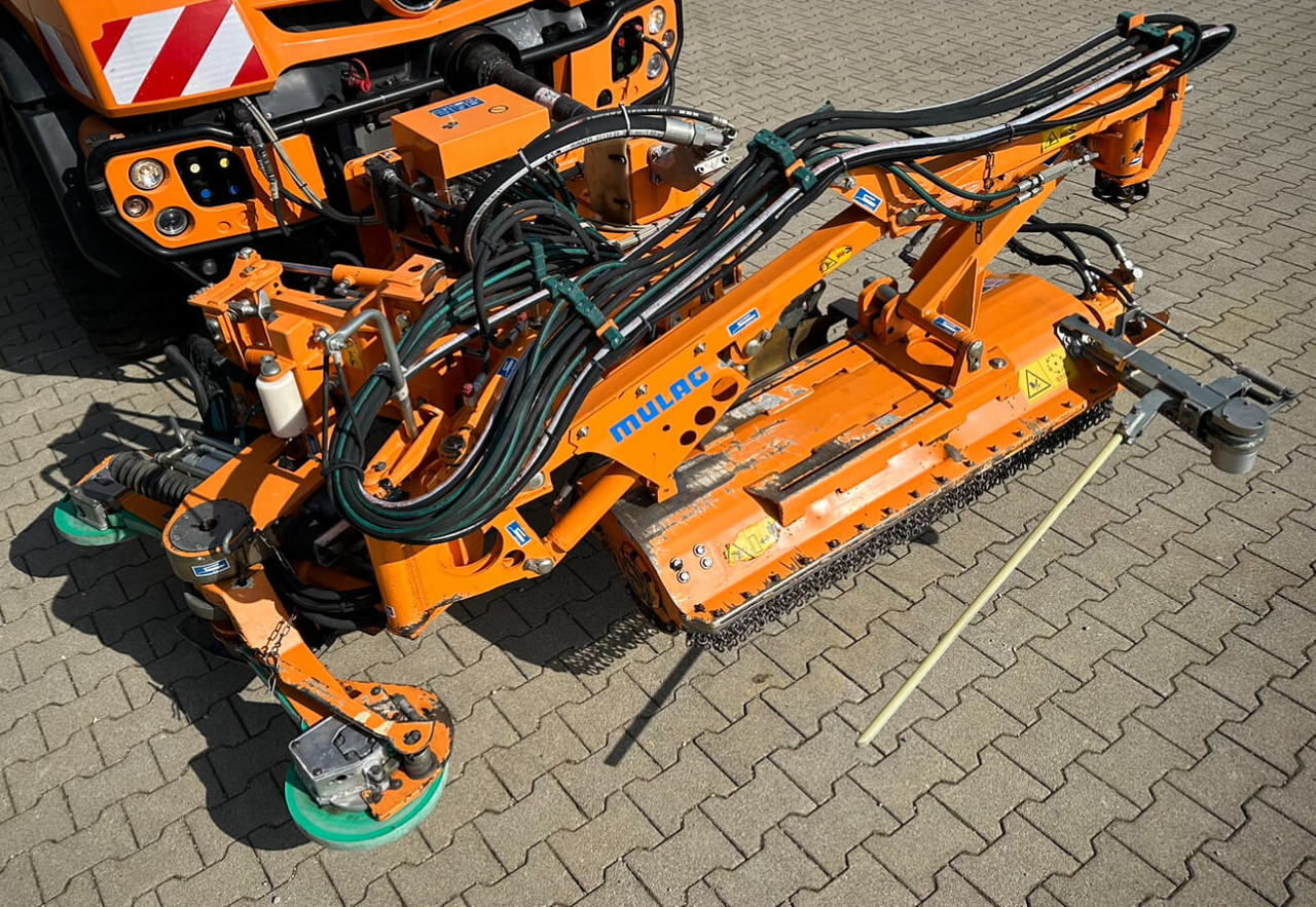 Unimog Leitpfostenausmähgerät / Randstreifenmähger - Καταστροφέας με βραχίονα: φωτογραφία 2 Unimog Leitpfostenausmähgerät / Randstreifenmähger - Καταστροφέας με βραχίονα: φωτογραφία 2