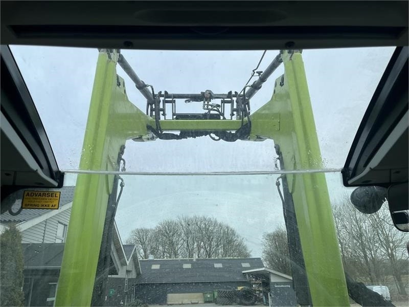 Τρακτέρ Claas Arion 440 CIS med frontlæsser: φωτογραφία 7