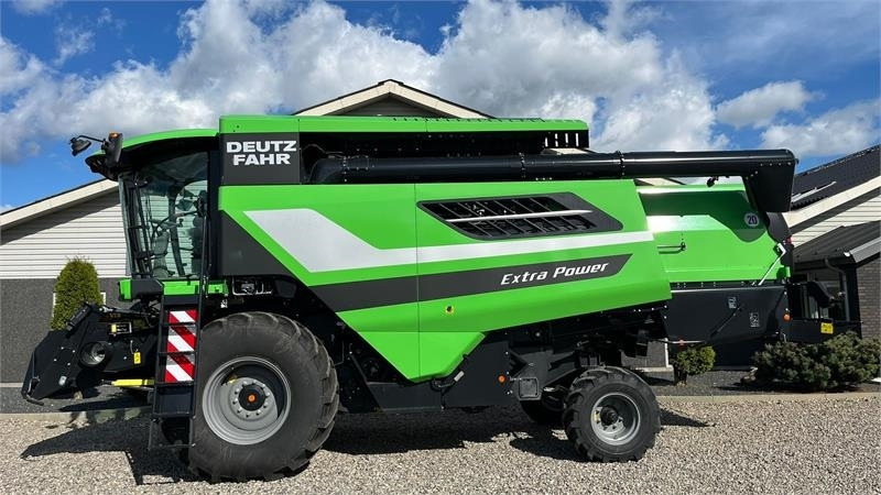 Deutz-fahr C7206 With 24feed - 7.2m header. New and unused Co - Θεριζοαλωνιστική μηχανή: φωτογραφία 1 Deutz-fahr C7206 With 24feed - 7.2m header. New and unused Co - Θεριζοαλωνιστική μηχανή: φωτογραφία 1