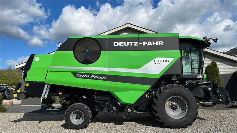 Deutz-fahr C7206 With 24feed - 7.2m header. New and unused Co - Θεριζοαλωνιστική μηχανή: φωτογραφία 1 Deutz-fahr C7206 With 24feed - 7.2m header. New and unused Co - Θεριζοαλωνιστική μηχανή: φωτογραφία 1