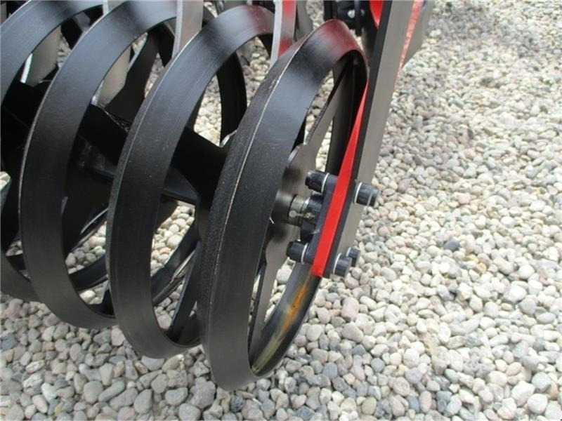 Dexwal Mamut 4 m med v-rings pakker og 560 mm tal - Δισκοσβάρνα: φωτογραφία 4 Dexwal Mamut 4 m med v-rings pakker og 560 mm tal - Δισκοσβάρνα: φωτογραφία 4