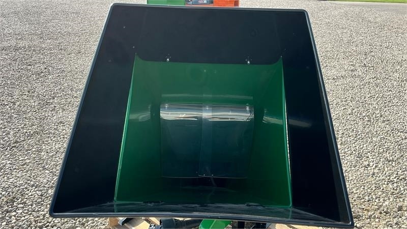 Θρυμματιστής Dk-Tec WC 42 Flishugger: φωτογραφία 9 Θρυμματιστής Dk-Tec WC 42 Flishugger: φωτογραφία 9