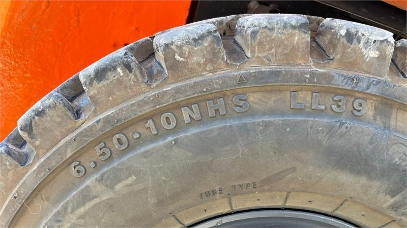 Doosan D30 G med kabine og KUN 57 TIMER FRA NY, MED TIME - Πετρελαιοκίνητο περονοφόρο: φωτογραφία 3 Doosan D30 G med kabine og KUN 57 TIMER FRA NY, MED TIME - Πετρελαιοκίνητο περονοφόρο: φωτογραφία 3