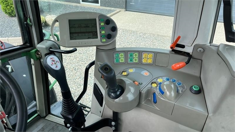 Fendt 410 Vario med frontlæsser. - Τρακτέρ: φωτογραφία 5 Fendt 410 Vario med frontlæsser. - Τρακτέρ: φωτογραφία 5