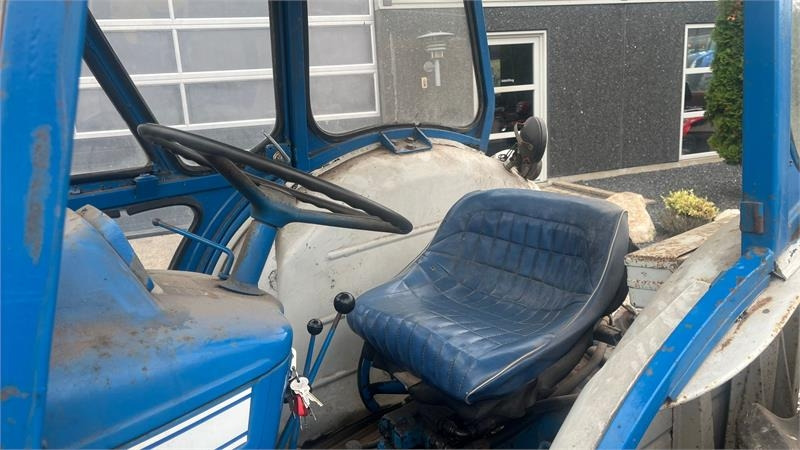 Ford 5000 Y-model - Τρακτέρ: φωτογραφία 5 Ford 5000 Y-model - Τρακτέρ: φωτογραφία 5