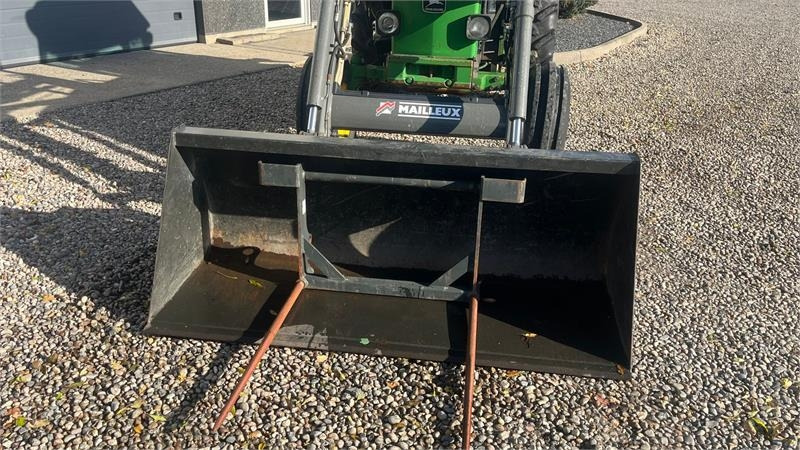 John Deere 2850 Med frontlæsser - Τρακτέρ: φωτογραφία 4 John Deere 2850 Med frontlæsser - Τρακτέρ: φωτογραφία 4