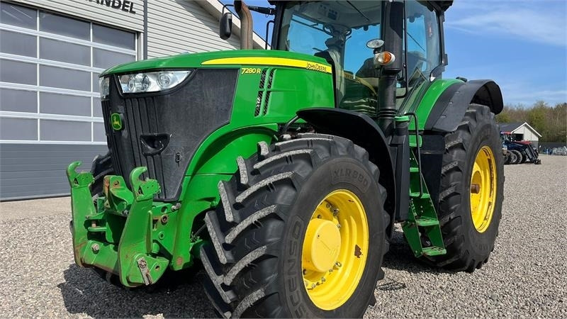 John Deere 7280R Næsten nye dæk, Autopower og frontlift - Τρακτέρ: φωτογραφία 2 John Deere 7280R Næsten nye dæk, Autopower og frontlift - Τρακτέρ: φωτογραφία 2