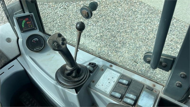 Σπαστός φορτωτής Kramer 750T Allrad med pallegafler og adabter. Med telesk: φωτογραφία 6