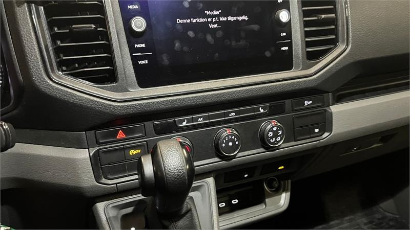 MAN TGE 177HK MAN TGE med Box kasse og 750kg Z-lift - Βαν: φωτογραφία 4 MAN TGE 177HK MAN TGE med Box kasse og 750kg Z-lift - Βαν: φωτογραφία 4