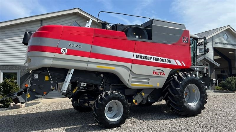 Θεριζοαλωνιστική μηχανή Massey Ferguson 7370 BETA. Gårdmaskine med kun 1080 motortimer. Me: φωτογραφία 14 Θεριζοαλωνιστική μηχανή Massey Ferguson 7370 BETA. Gårdmaskine med kun 1080 motortimer. Me: φωτογραφία 14