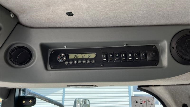 Θεριζοαλωνιστική μηχανή Massey Ferguson 7370 BETA. Gårdmaskine med kun 1080 motortimer. Me: φωτογραφία 9 Θεριζοαλωνιστική μηχανή Massey Ferguson 7370 BETA. Gårdmaskine med kun 1080 motortimer. Me: φωτογραφία 9