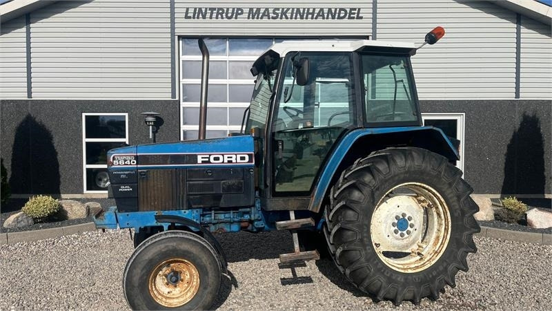 New Holland 5640 SL Dualpower - Τρακτέρ: φωτογραφία 1 New Holland 5640 SL Dualpower - Τρακτέρ: φωτογραφία 1