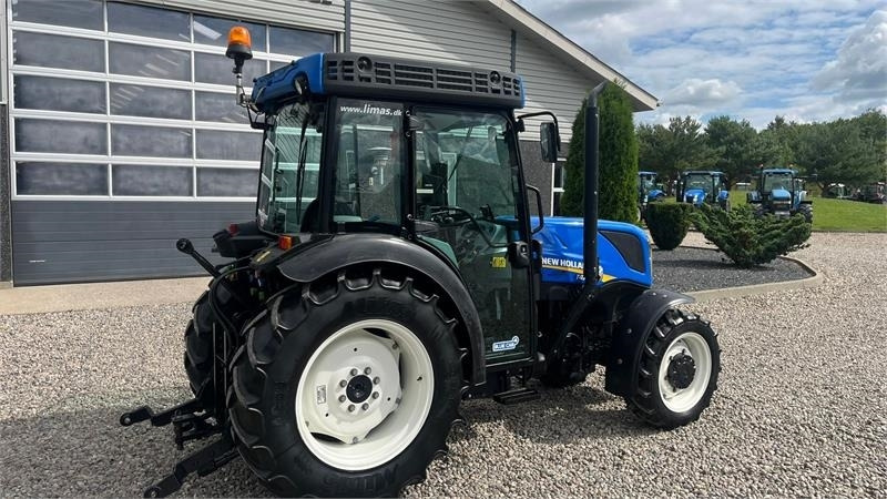 Τρακτέρ New Holland T4.80 F SuperSteear med aircondition og koblingsfr: φωτογραφία 12