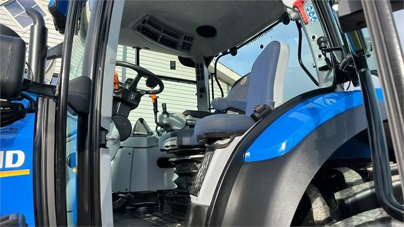 New Holland T7.165S Med frontlæsser - Τρακτέρ: φωτογραφία 4 New Holland T7.165S Med frontlæsser - Τρακτέρ: φωτογραφία 4