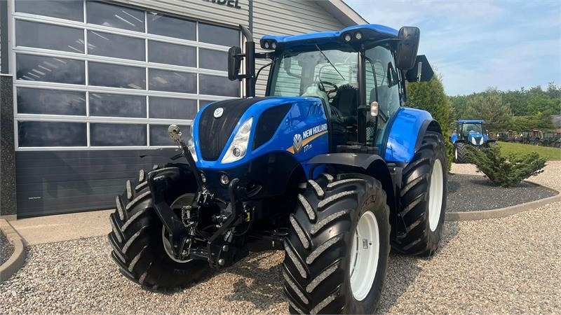 Τρακτέρ New Holland T7.175 RangeCommand med frontlift. Meget velholdt: φωτογραφία 10
