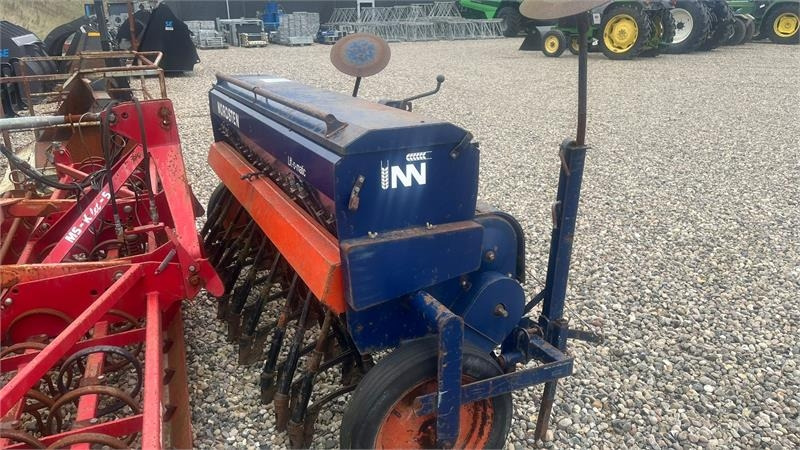 Nordsten CLB 250  - Σπαρτική μηχανή: φωτογραφία 5 Nordsten CLB 250  - Σπαρτική μηχανή: φωτογραφία 5