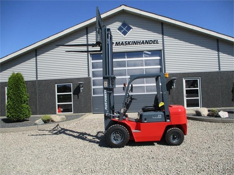 PlusPower 25 2500kg truck, med hydraulisk sideskif - Πετρελαιοκίνητο περονοφόρο: φωτογραφία 1 PlusPower 25 2500kg truck, med hydraulisk sideskif - Πετρελαιοκίνητο περονοφόρο: φωτογραφία 1