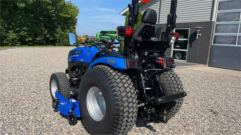 Solis 26 HST Hydrostat Turf hjul og klipperbord - Δημοτικό τρακτέρ: φωτογραφία 5 Solis 26 HST Hydrostat Turf hjul og klipperbord - Δημοτικό τρακτέρ: φωτογραφία 5