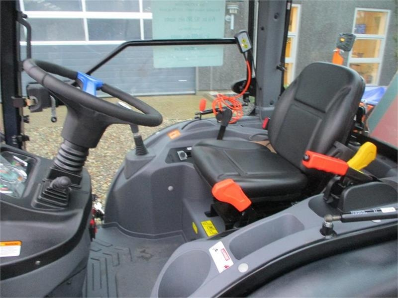 Solis 26 HST Snow Edition med frontlift, front PTO, Thyr - Τρακτέρ: φωτογραφία 4 Solis 26 HST Snow Edition med frontlift, front PTO, Thyr - Τρακτέρ: φωτογραφία 4