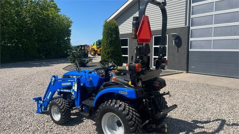 Solis H26 HST Med Frontlæsser og GardenPro dæk - Τρακτέρ: φωτογραφία 3 Solis H26 HST Med Frontlæsser og GardenPro dæk - Τρακτέρ: φωτογραφία 3