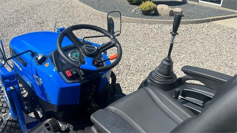 Solis H26 HST Med Frontlæsser og GardenPro dæk - Δημοτικό τρακτέρ: φωτογραφία 5 Solis H26 HST Med Frontlæsser og GardenPro dæk - Δημοτικό τρακτέρ: φωτογραφία 5