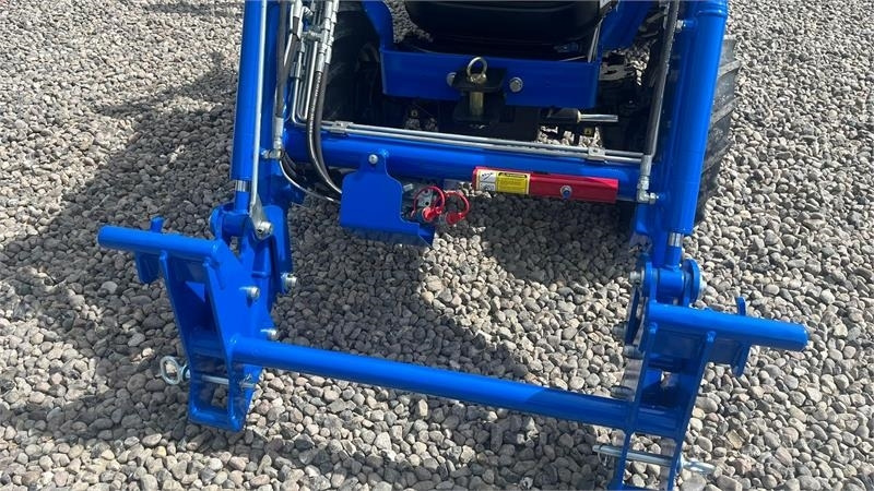 Solis S26 6+2 gearmaskine med Fuldhydraulisk frontlæsser - Τρακτέρ: φωτογραφία 4 Solis S26 6+2 gearmaskine med Fuldhydraulisk frontlæsser - Τρακτέρ: φωτογραφία 4