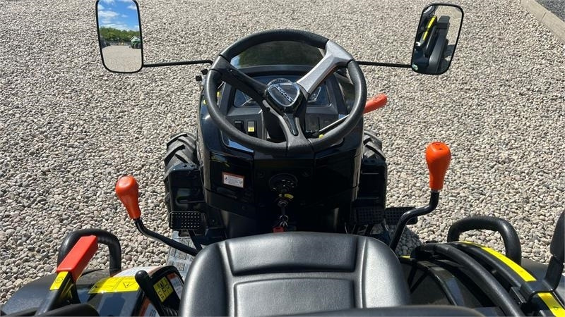 Solis S26 Limited Edition i sort 6+2 Gearmaskine med Ser - Δημοτικό τρακτέρ: φωτογραφία 5 Solis S26 Limited Edition i sort 6+2 Gearmaskine med Ser - Δημοτικό τρακτέρ: φωτογραφία 5