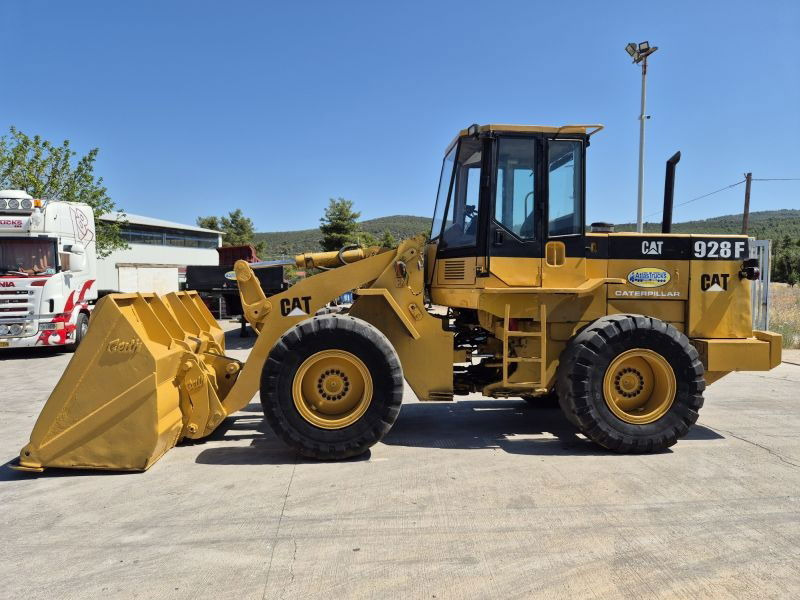 Caterpillar CAT 928F - Ελαστιχοφόρος φορτωτής: φωτογραφία 4 Caterpillar CAT 928F - Ελαστιχοφόρος φορτωτής: φωτογραφία 4