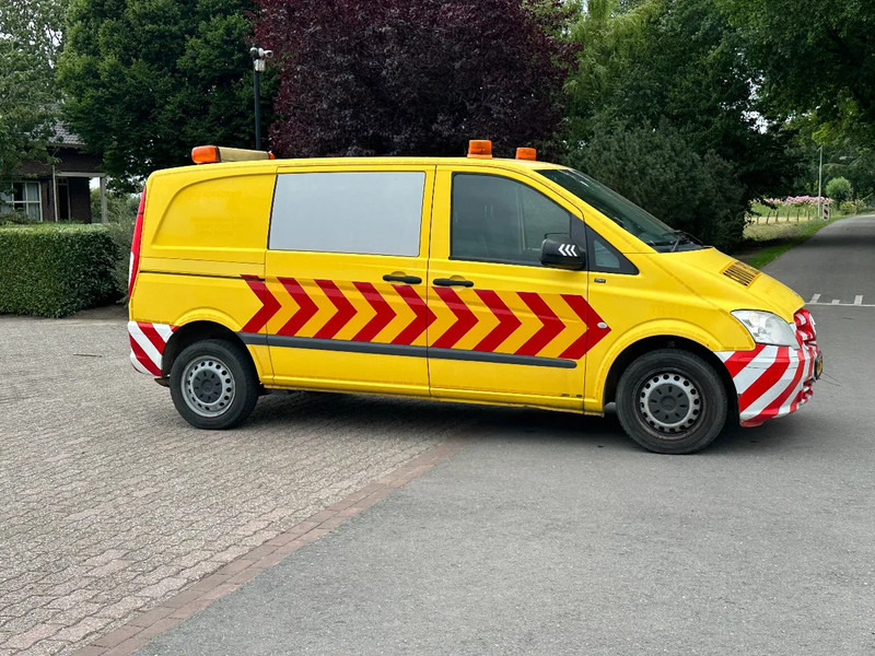 Mercedes-Benz Vito 113 CDI AUTOMAAT!!CONVOI EXCEPTIONNEL!!BEGELEIDINGSWAGEN!! - Μικρό βαν: φωτογραφία 2 Mercedes-Benz Vito 113 CDI AUTOMAAT!!CONVOI EXCEPTIONNEL!!BEGELEIDINGSWAGEN!! - Μικρό βαν: φωτογραφία 2