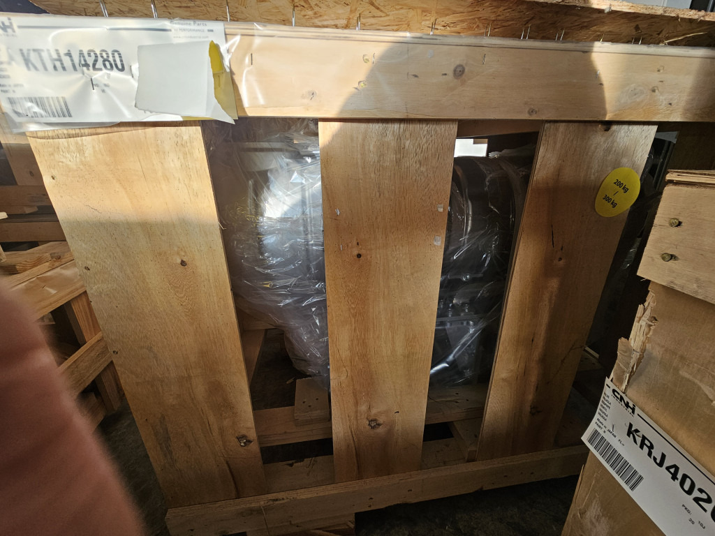 Case KTH14280 - 8983324709 - Σιγαστήρας για Κατασκευή μηχανήματα: φωτογραφία 3 Case KTH14280 - 8983324709 - Σιγαστήρας για Κατασκευή μηχανήματα: φωτογραφία 3