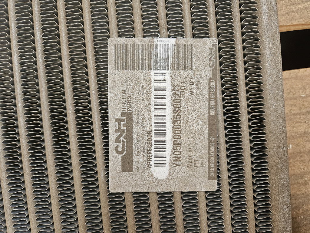 Case YN05P00035S002 - 77284593 - Ψυγείο λαδιού για Κατασκευή μηχανήματα: φωτογραφία 2 Case YN05P00035S002 - 77284593 - Ψυγείο λαδιού για Κατασκευή μηχανήματα: φωτογραφία 2