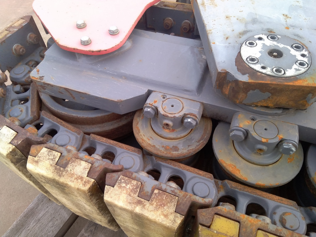 Dynapac PL1000F - - Ανταλλακτικά συστήματος κύλισης για Κατασκευή μηχανήματα: φωτογραφία 4 Dynapac PL1000F - - Ανταλλακτικά συστήματος κύλισης για Κατασκευή μηχανήματα: φωτογραφία 4