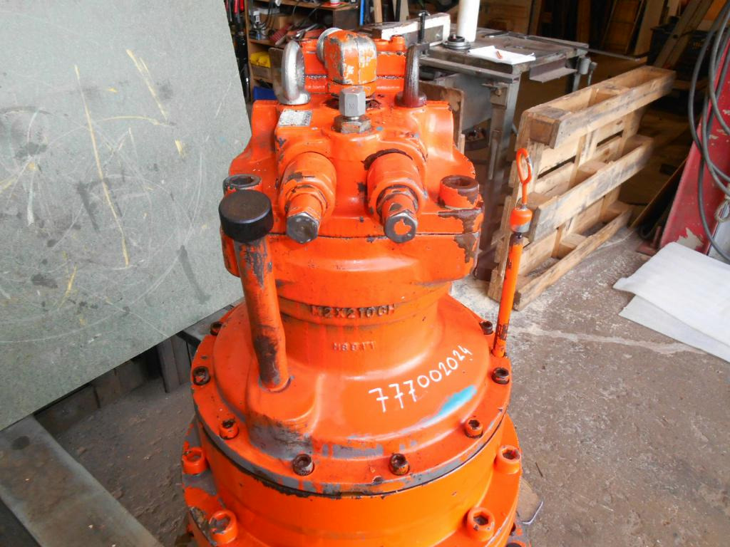 Kawasaki M2X210CHB-10A - - Μειωτήρας περιστροφής για Κατασκευή μηχανήματα: φωτογραφία 3 Kawasaki M2X210CHB-10A - - Μειωτήρας περιστροφής για Κατασκευή μηχανήματα: φωτογραφία 3