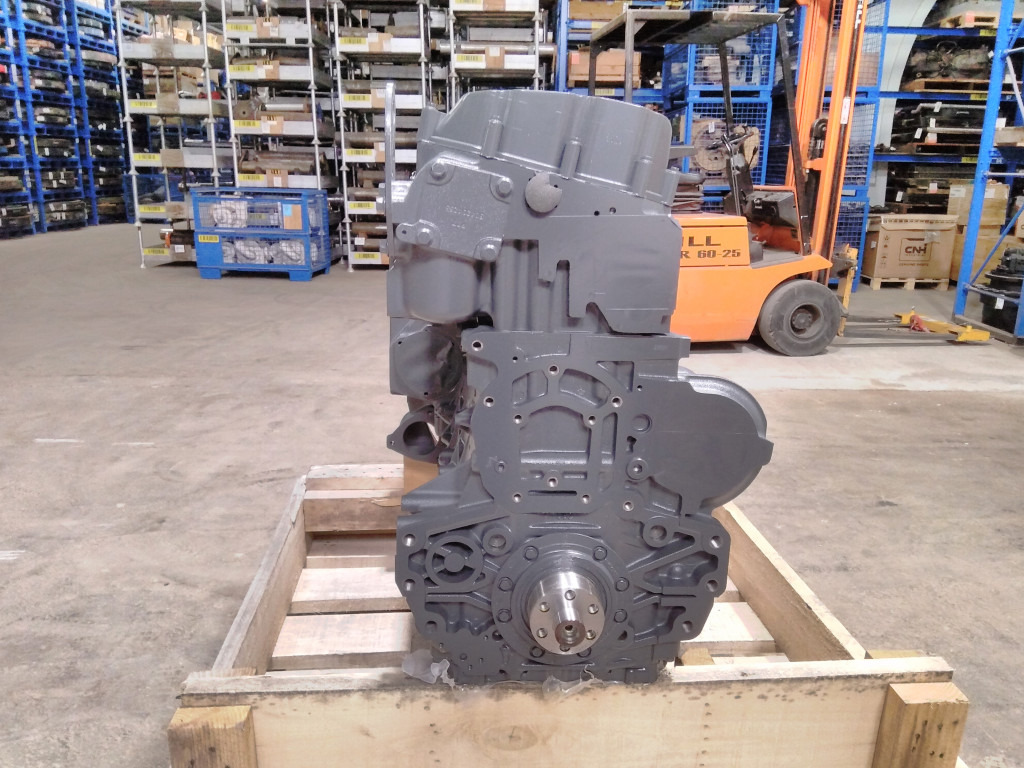 New Holland 5802336688SR - F2CFE614A.AC - Κινητήρας για Γεωργικά μηχανήματα: φωτογραφία 4 New Holland 5802336688SR - F2CFE614A.AC - Κινητήρας για Γεωργικά μηχανήματα: φωτογραφία 4