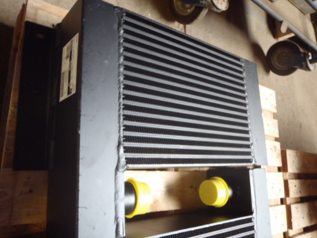 New Holland 6914286 - Ενδιάμεσος ψύκτης για Κατασκευή μηχανήματα: φωτογραφία 2 New Holland 6914286 - Ενδιάμεσος ψύκτης για Κατασκευή μηχανήματα: φωτογραφία 2