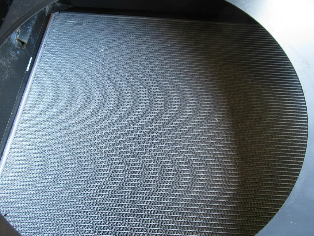 New Holland YN05P00034S001 - 87339771 - Ψυγείο αυτοκίνητο για Κατασκευή μηχανήματα: φωτογραφία 5 New Holland YN05P00034S001 - 87339771 - Ψυγείο αυτοκίνητο για Κατασκευή μηχανήματα: φωτογραφία 5