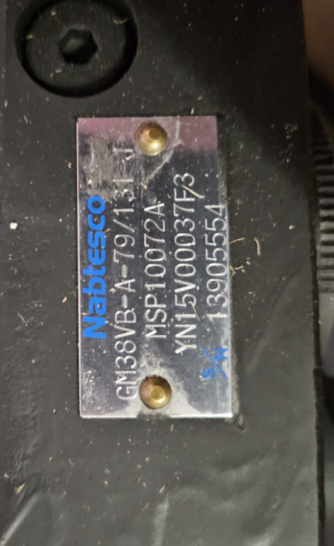 New Holland YN15V00037F2 - YN15V00037F1 - Μοτέρ πορείας για Κατασκευή μηχανήματα: φωτογραφία 1 New Holland YN15V00037F2 - YN15V00037F1 - Μοτέρ πορείας για Κατασκευή μηχανήματα: φωτογραφία 1