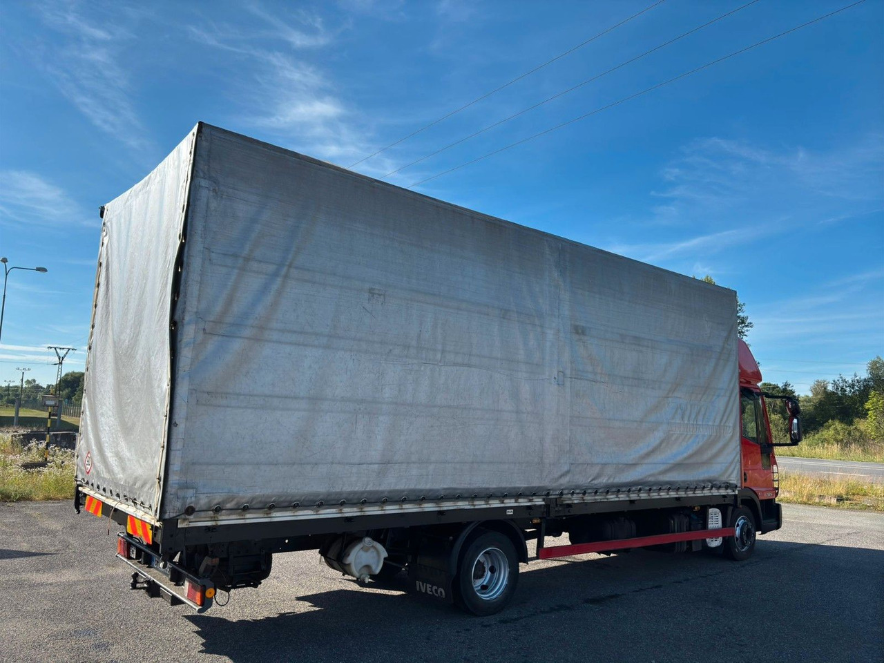 Iveco EuroCargo 75E16 - Επαγγελματικό αυτοκίνητο με μουσαμά: φωτογραφία 3 Iveco EuroCargo 75E16 - Επαγγελματικό αυτοκίνητο με μουσαμά: φωτογραφία 3