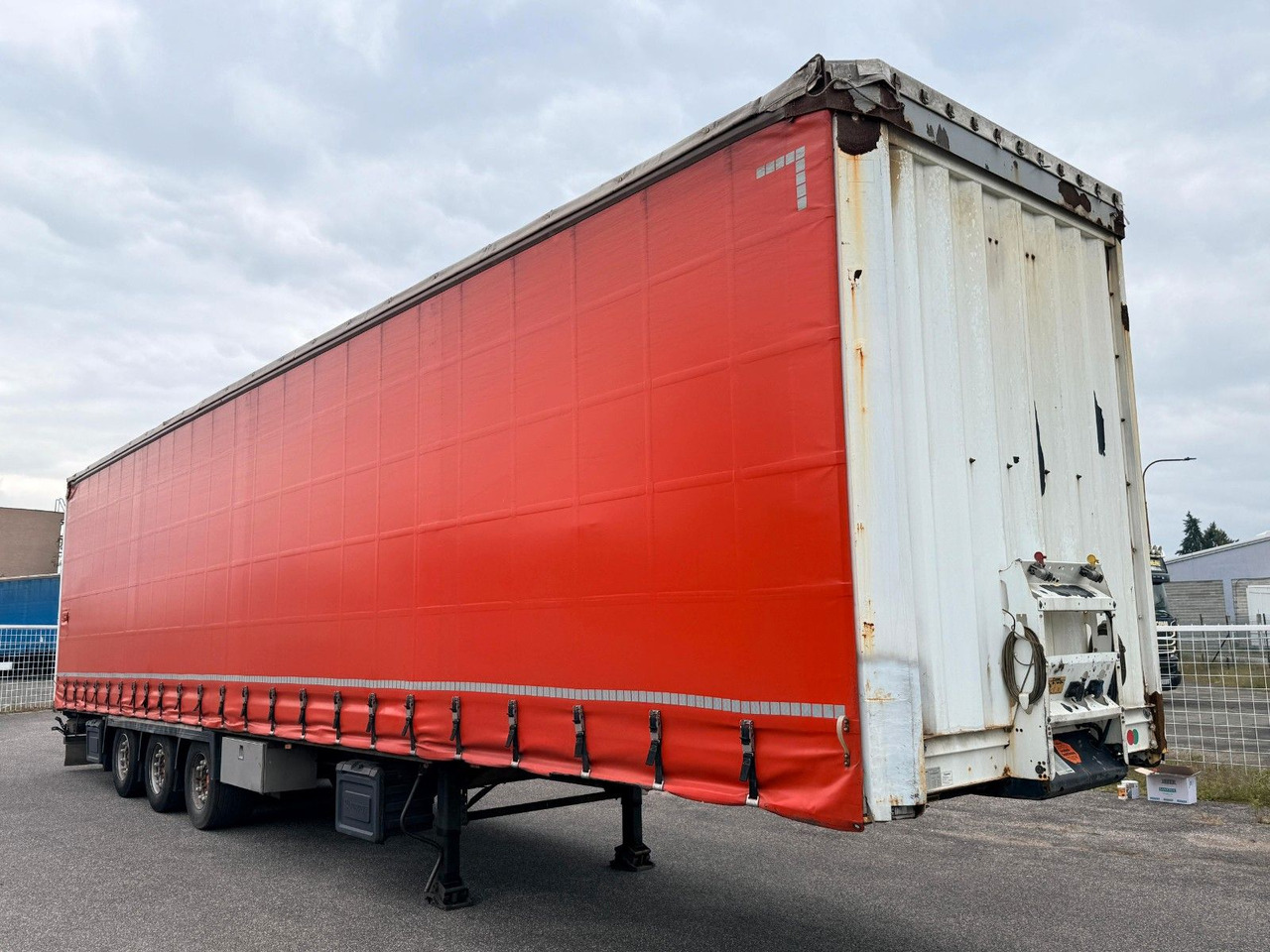 Krone SD - Επικαθήμενο κουρτίνα: φωτογραφία 3 Krone SD - Επικαθήμενο κουρτίνα: φωτογραφία 3