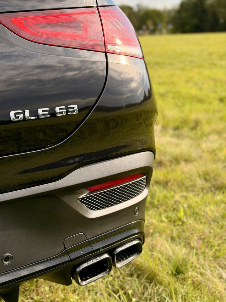 Mercedes-Benz GLE 63 AMG 4Matic+ Coupe - Κουπέ αυτοκίνητο: φωτογραφία 5 Mercedes-Benz GLE 63 AMG 4Matic+ Coupe - Κουπέ αυτοκίνητο: φωτογραφία 5