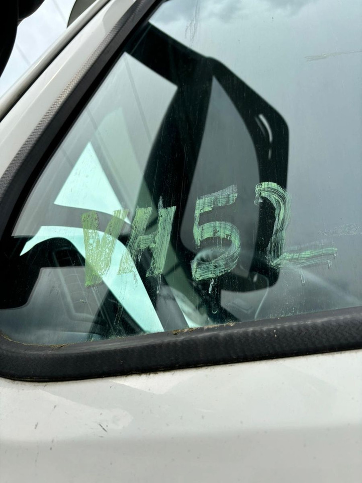 Volvo FH13 420 EEV - Τράκτορας: φωτογραφία 5 Volvo FH13 420 EEV - Τράκτορας: φωτογραφία 5