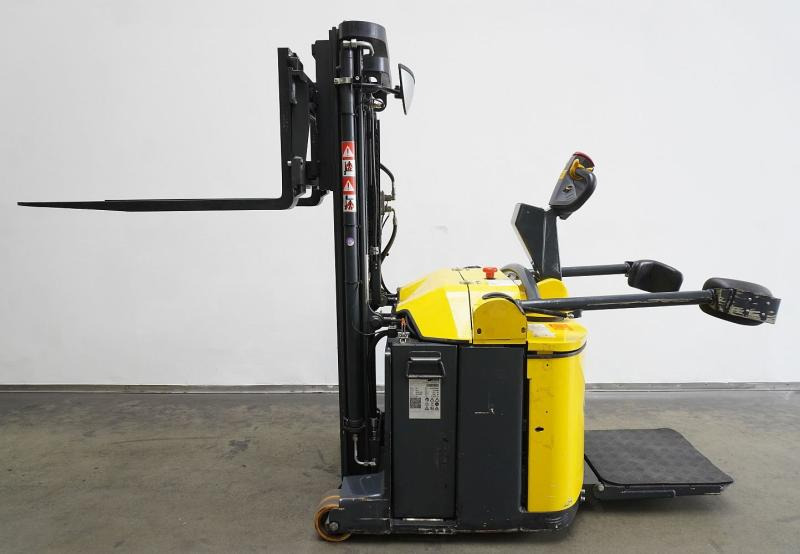 Combilift CS850 - Μηχάνημα στοίβαξης: φωτογραφία 4 Combilift CS850 - Μηχάνημα στοίβαξης: φωτογραφία 4