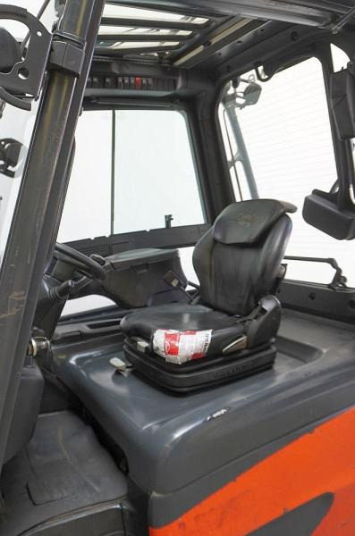 Linde E 35 HL 387 - Ηλεκτροκίνητο περονοφόρο: φωτογραφία 3 Linde E 35 HL 387 - Ηλεκτροκίνητο περονοφόρο: φωτογραφία 3