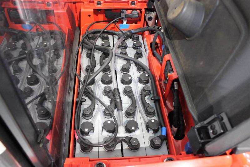 Linde L 14 i 1173 - Μηχάνημα στοίβαξης: φωτογραφία 4 Linde L 14 i 1173 - Μηχάνημα στοίβαξης: φωτογραφία 4
