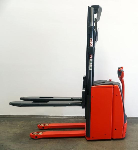 Linde L 16 1173 - Μηχάνημα στοίβαξης: φωτογραφία 3 Linde L 16 1173 - Μηχάνημα στοίβαξης: φωτογραφία 3