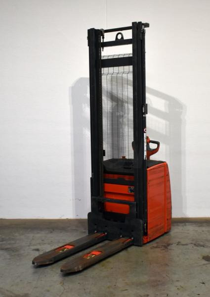 Linde L 16 1173 - Μηχάνημα στοίβαξης: φωτογραφία 2 Linde L 16 1173 - Μηχάνημα στοίβαξης: φωτογραφία 2