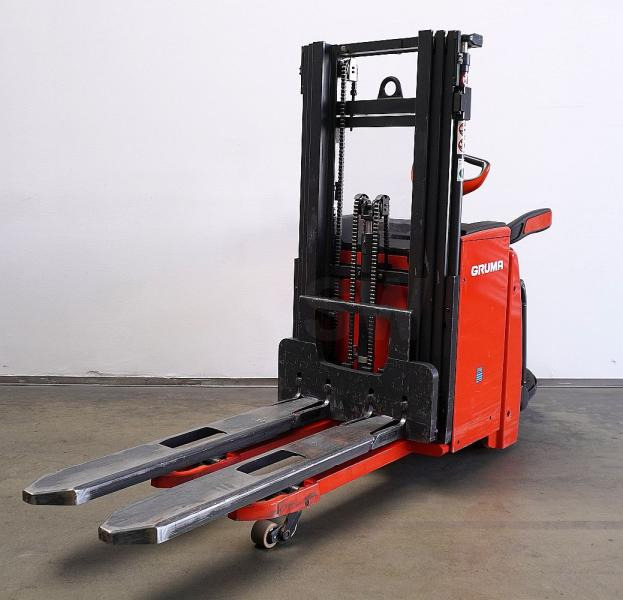 Linde L 16 AP i 1173 - Μηχάνημα στοίβαξης: φωτογραφία 2 Linde L 16 AP i 1173 - Μηχάνημα στοίβαξης: φωτογραφία 2