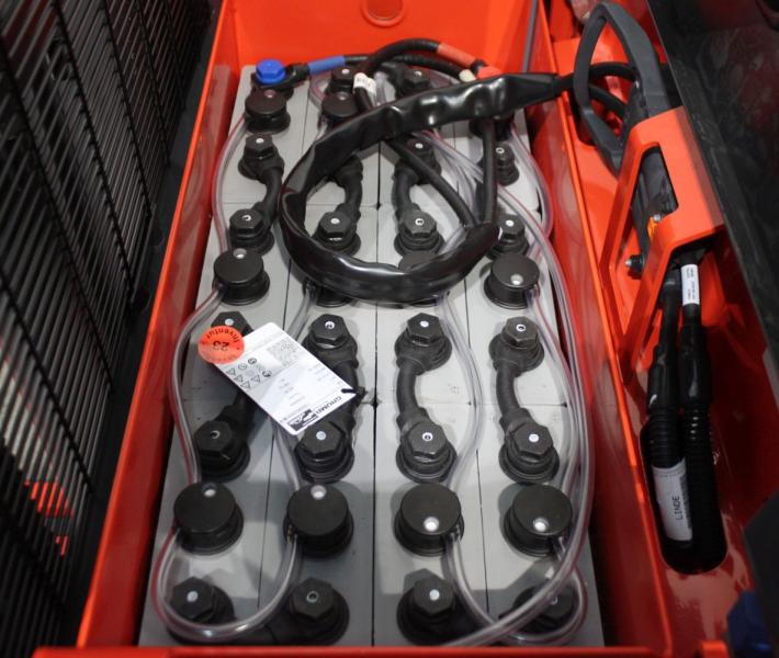 Linde L 16 i 1173-01 - Μηχάνημα στοίβαξης: φωτογραφία 4 Linde L 16 i 1173-01 - Μηχάνημα στοίβαξης: φωτογραφία 4